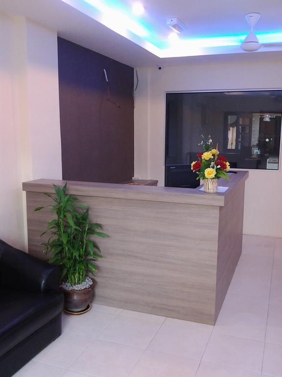Qish Hotel Malakka Dış mekan fotoğraf