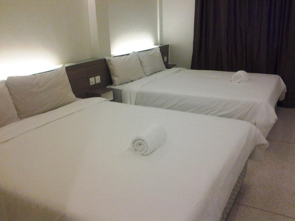 Qish Hotel Malakka Dış mekan fotoğraf