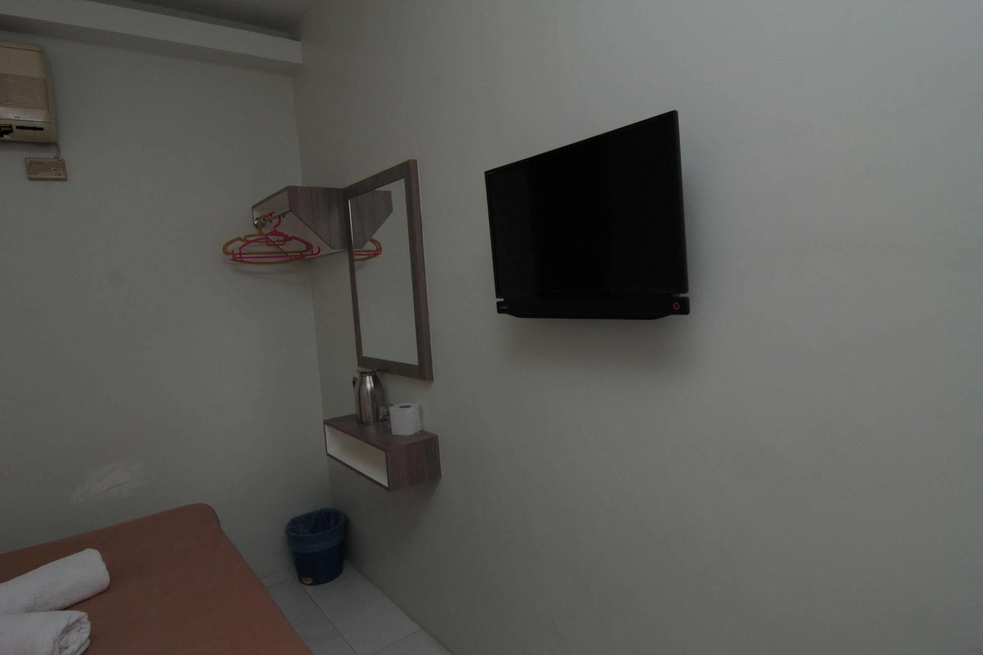 Qish Hotel Malakka Dış mekan fotoğraf